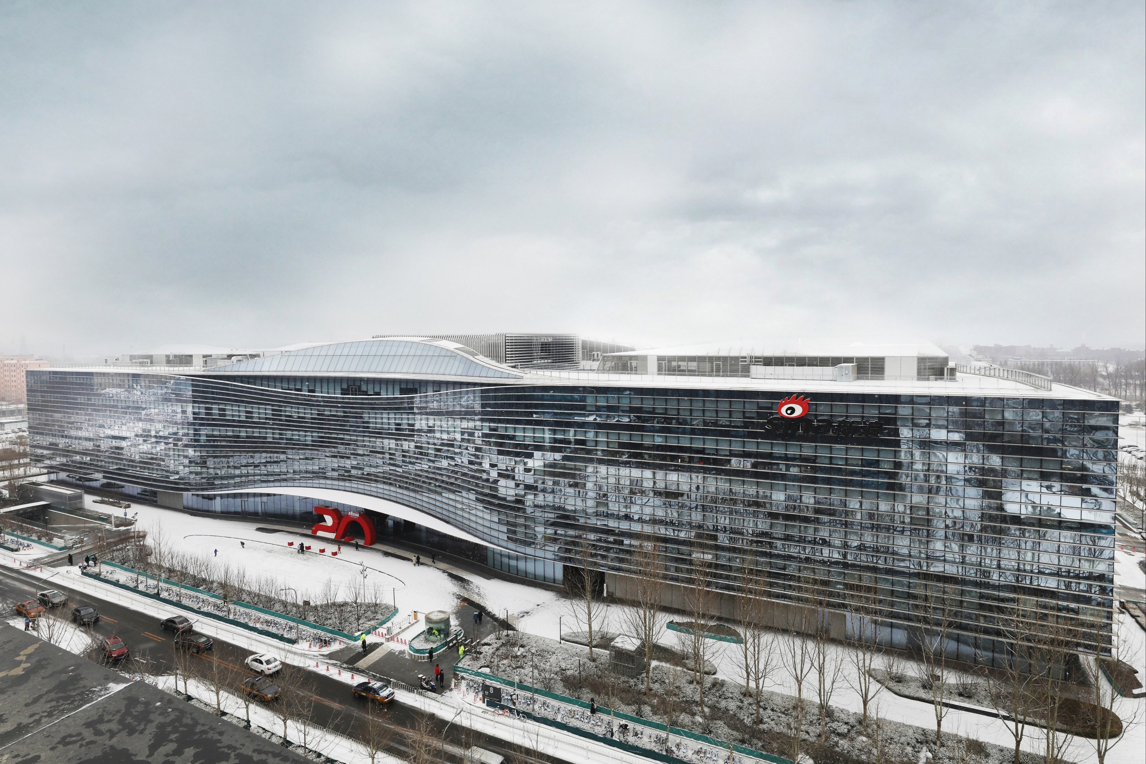 商业化第十年，微博的变与不变