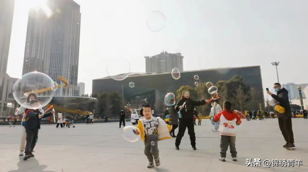 今天，你在哪里晒太阳？走！一起户外撒欢！