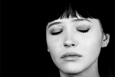 王家卫作品被撕，竟被夸终于有人敢说真话？内娱“鄙视链”真悲哀