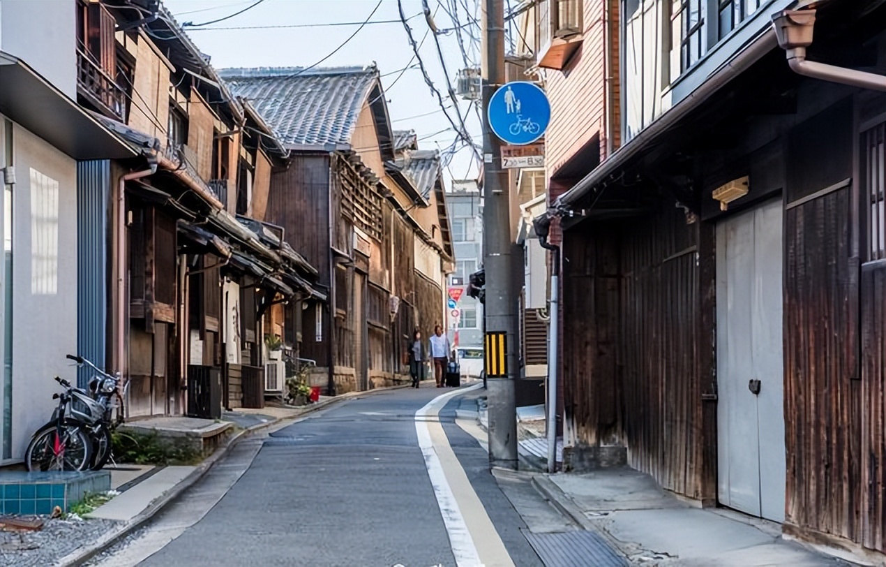 日本房价崩之后的经济轨迹,日本房价暴跌贷款买房的人怎么办