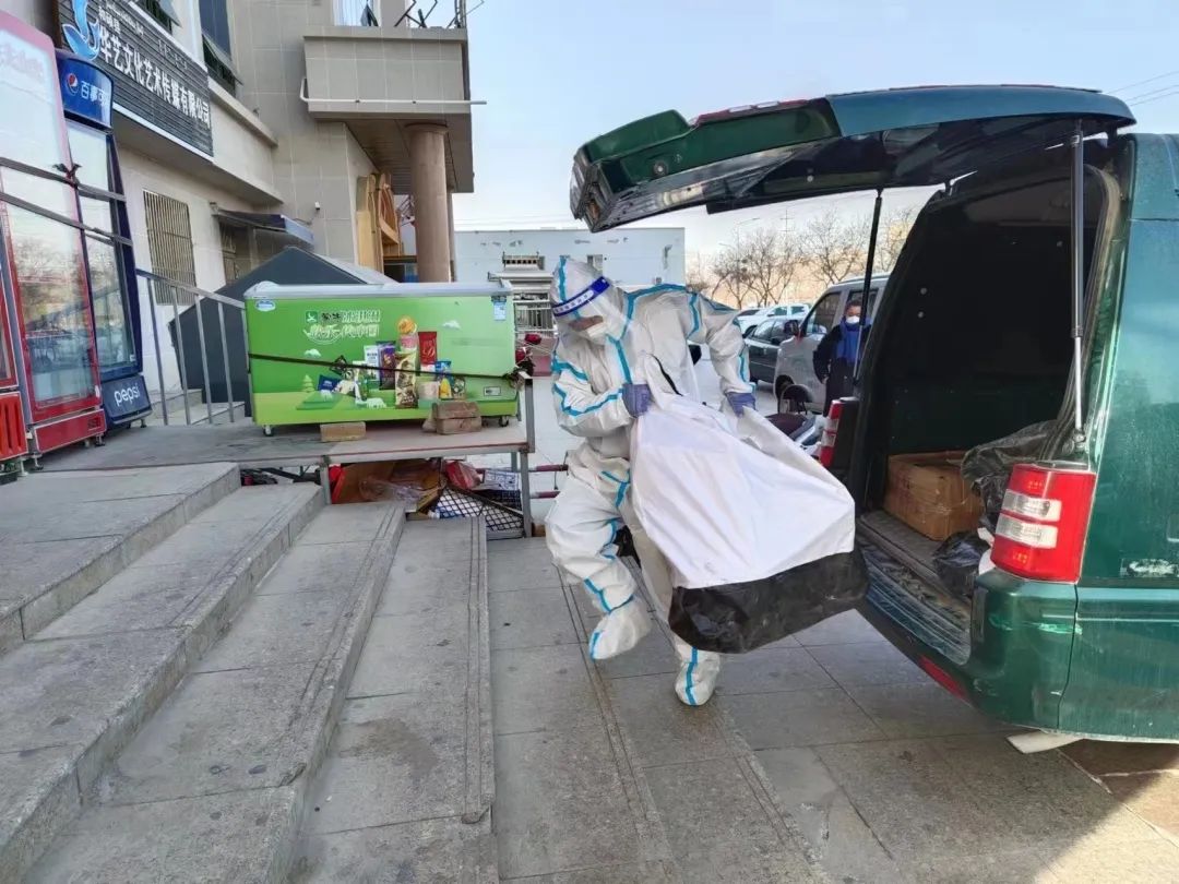 邮政快递到了不拿会怎样,邮政快递到了是谁送