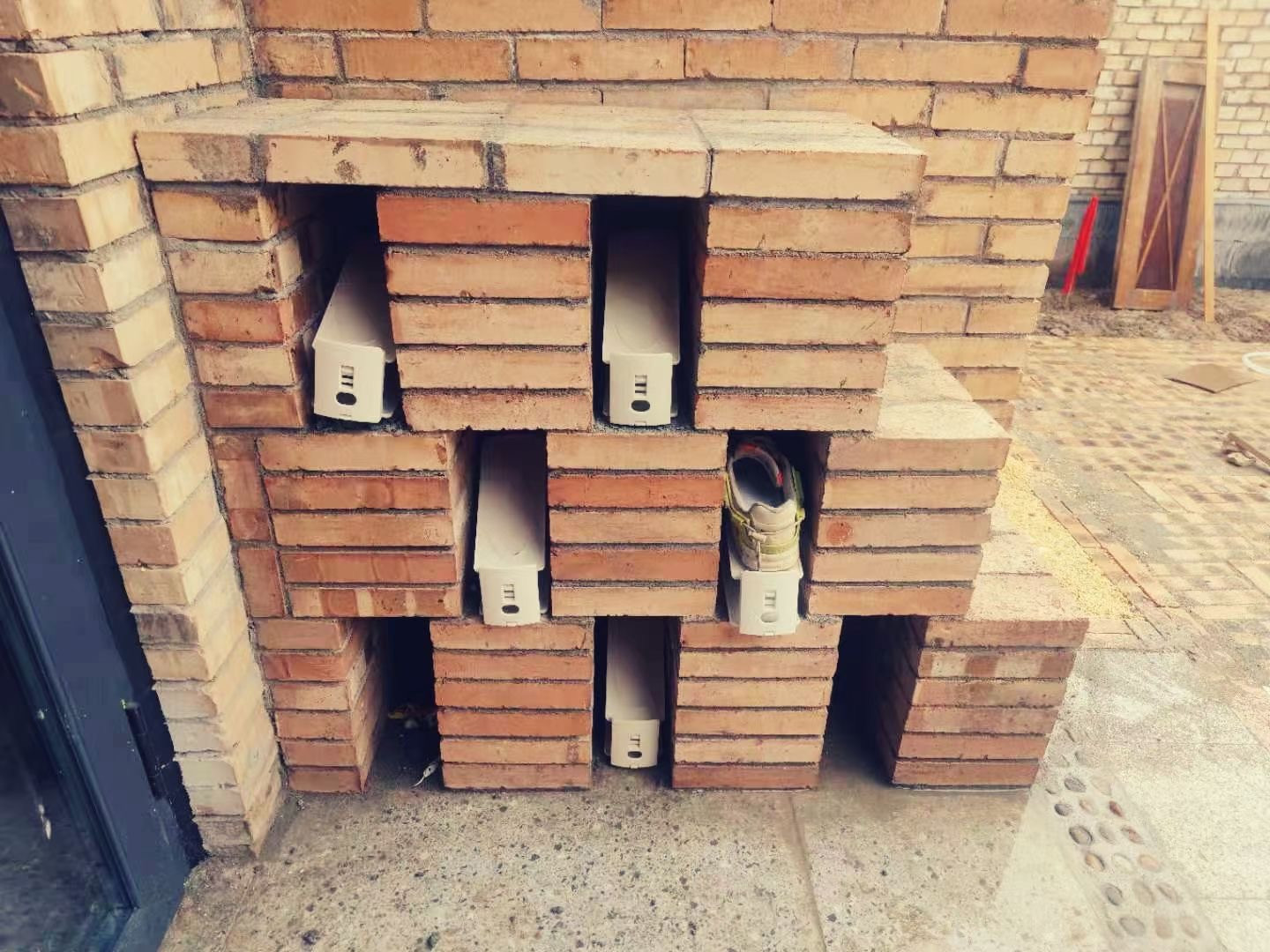 陕西一高校老师,西安一高校老师带学生创业