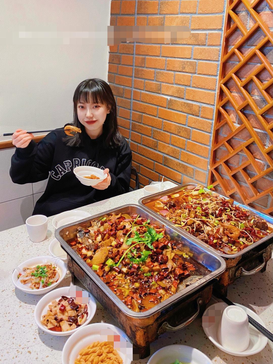 摆地摊卖烤鱼利润怎么样,摆摊做烤鱼20元一条的利润有多少