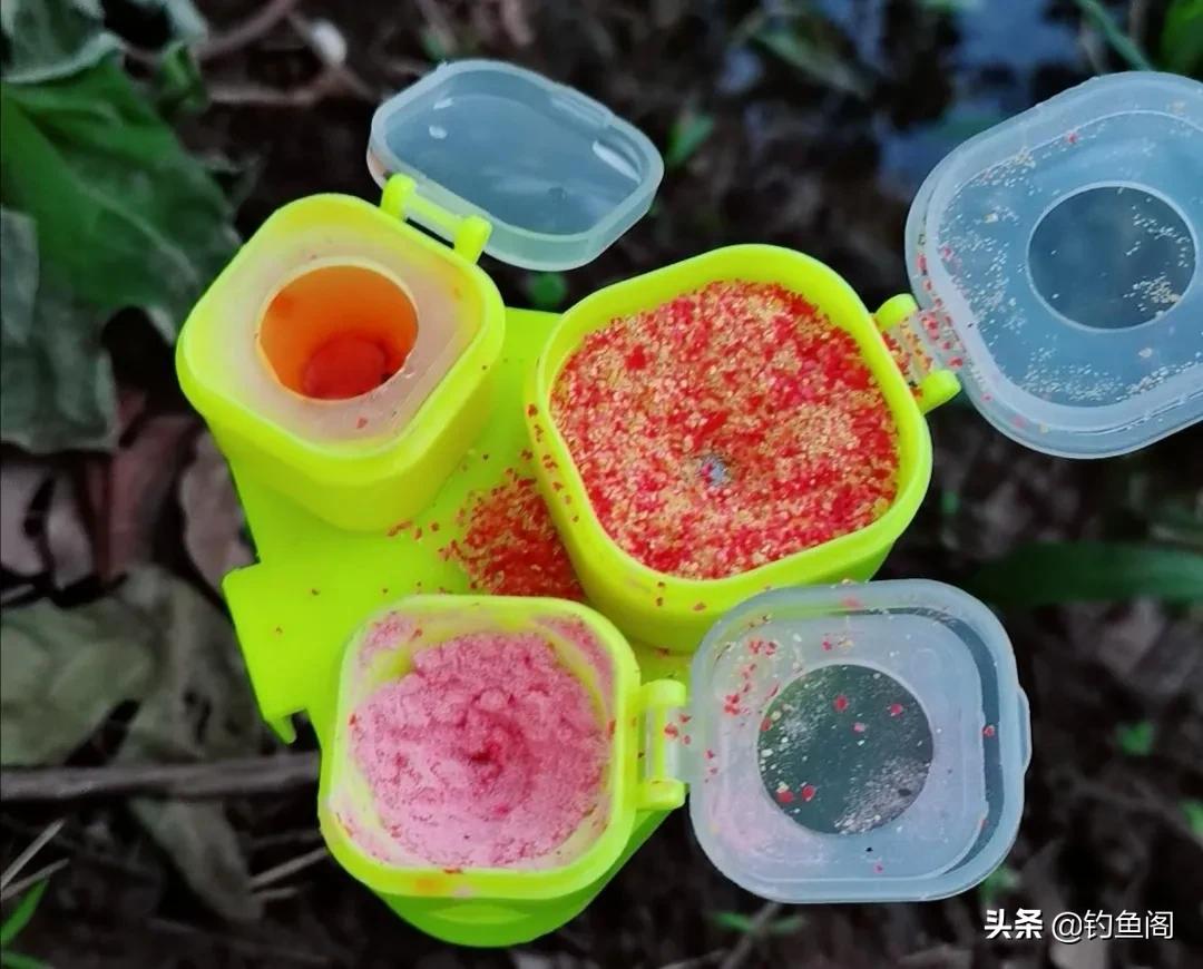 传统钓2两鱼用多大钩,传统钓两三两鲫鱼用多大钩