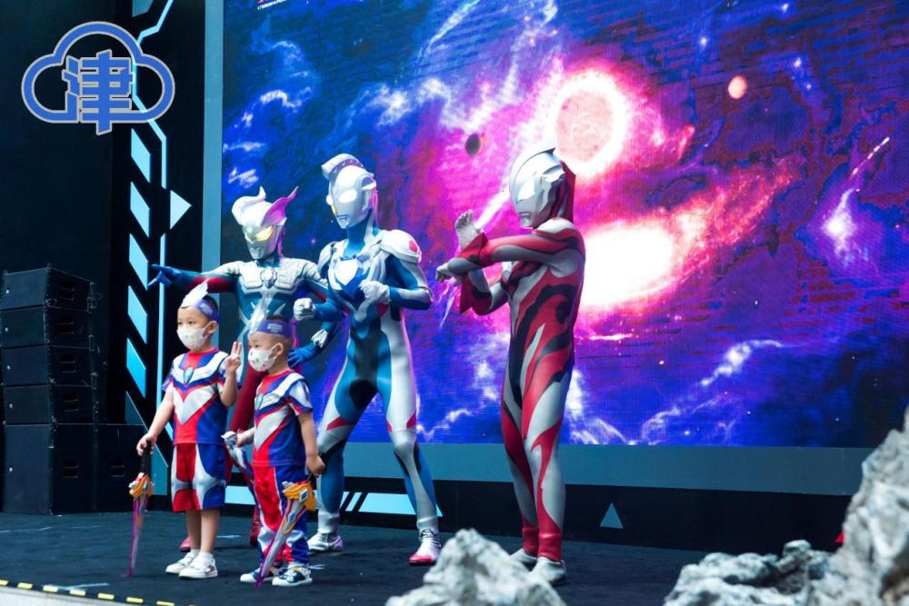 不出津也有得逛!“首展”“首店”成拉动津城假日经济新引擎