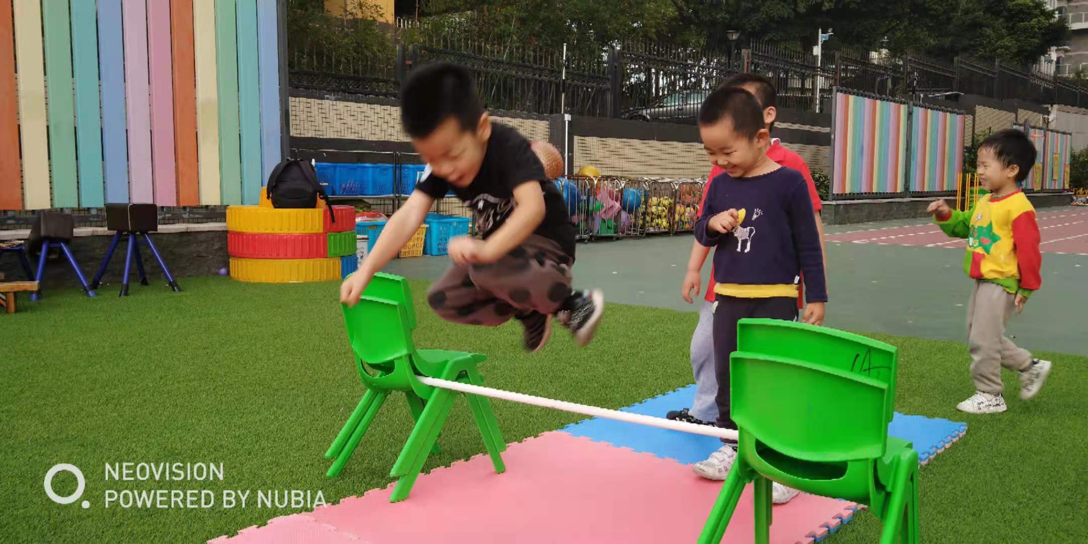 幼儿园各种兴趣班有用吗,幼儿适合的运动兴趣班