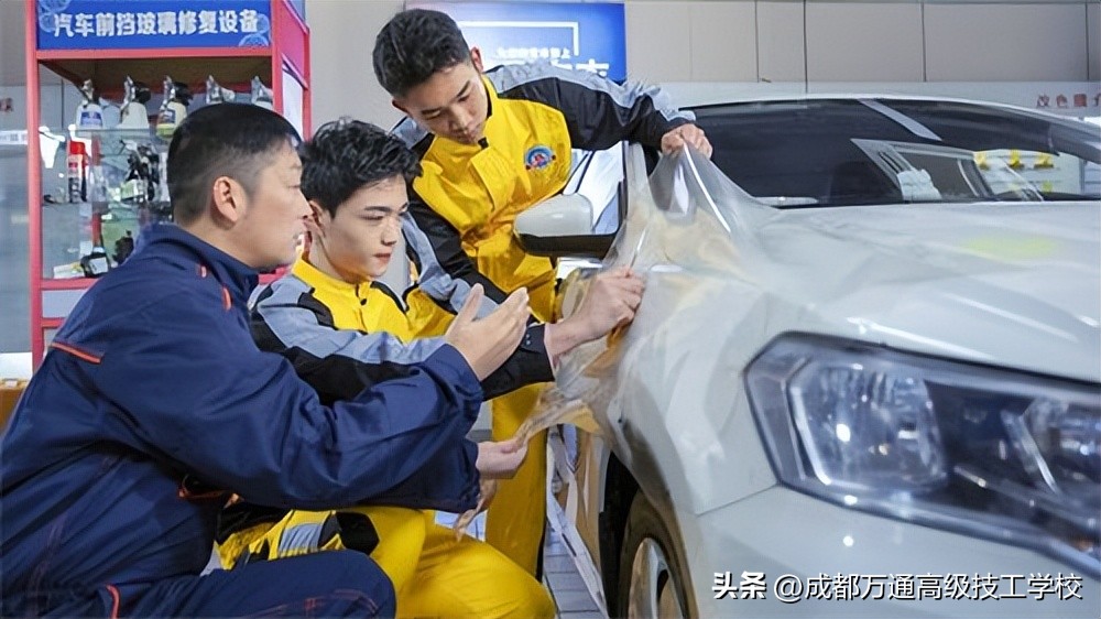 学洗车汽车美容去哪学,学汽车美容全套大概多少钱