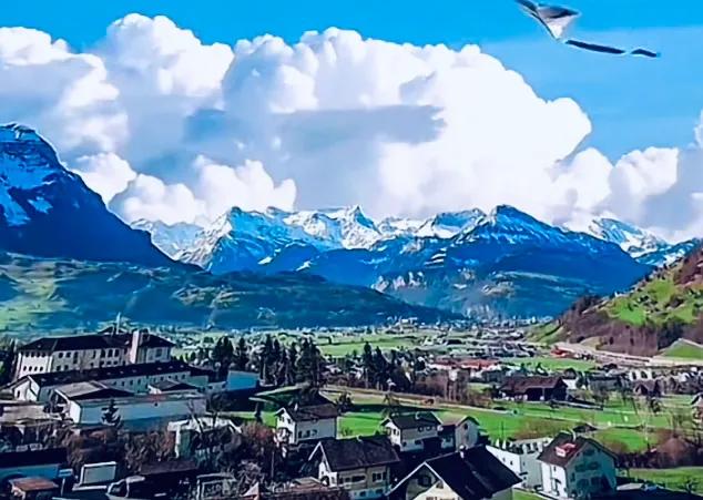 野旷天低树意境相同的诗句,野旷天低树山清月近人的意境