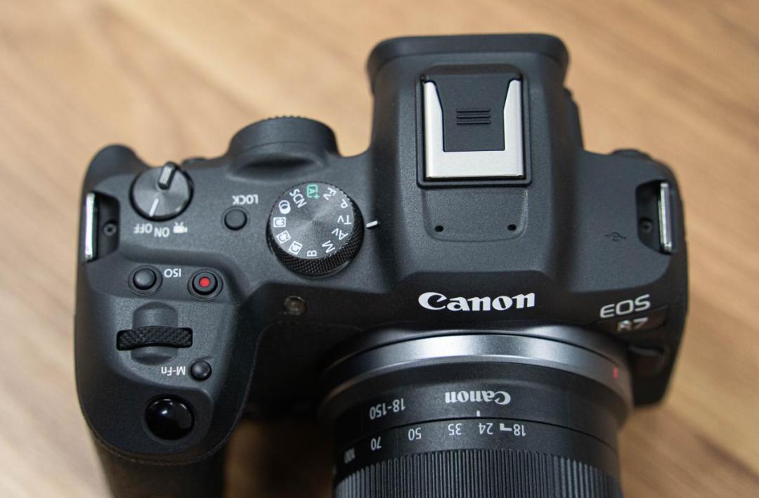佳能eosr7有哪些镜头,佳能发布eosr7微单什么卡口