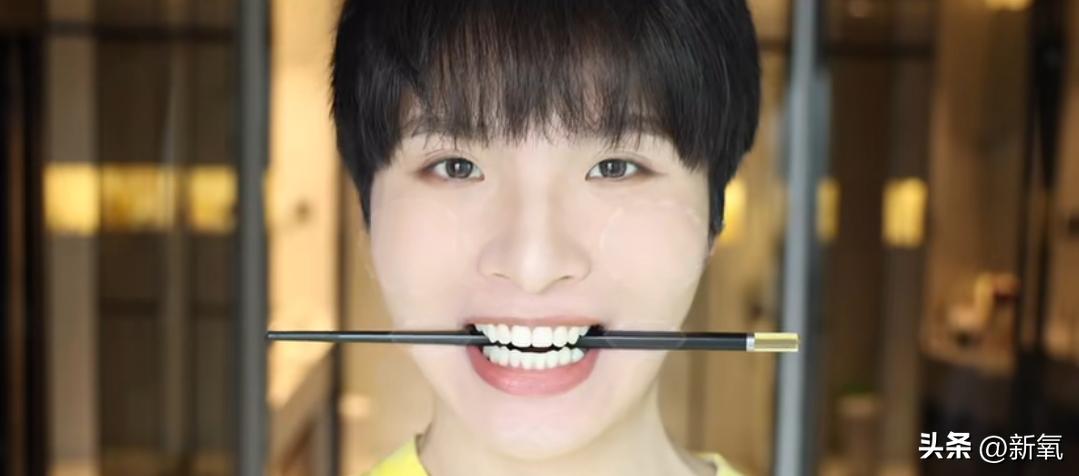 6位一大笑颜值就会崩塌的女明星,看起来笑的很魔性的女明星