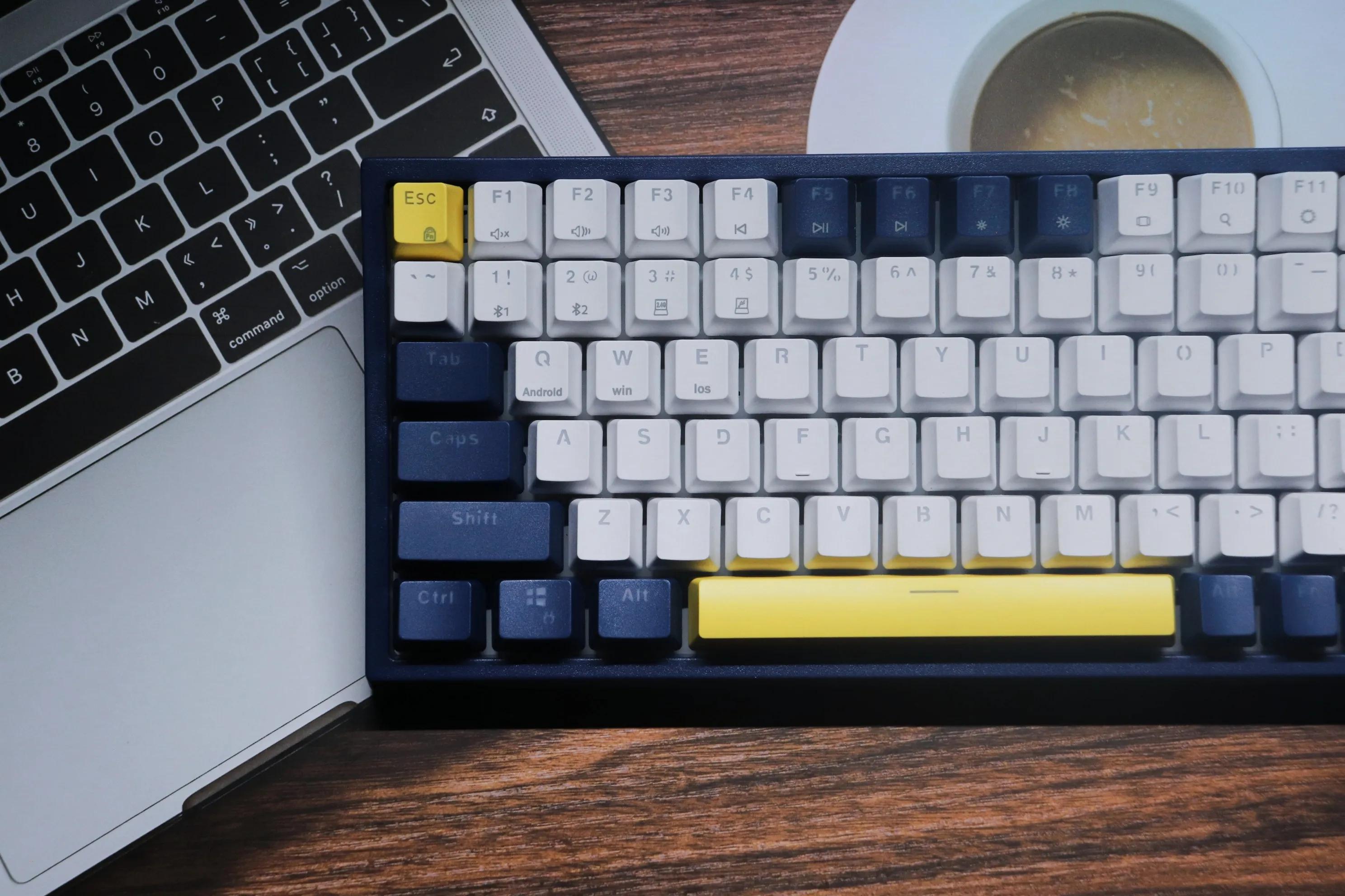 bow航世键盘无线茶轴,rgb无线机械键盘推荐