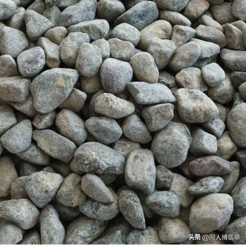 翡翠原石赌石的价格,翡翠原石赌石现场价格