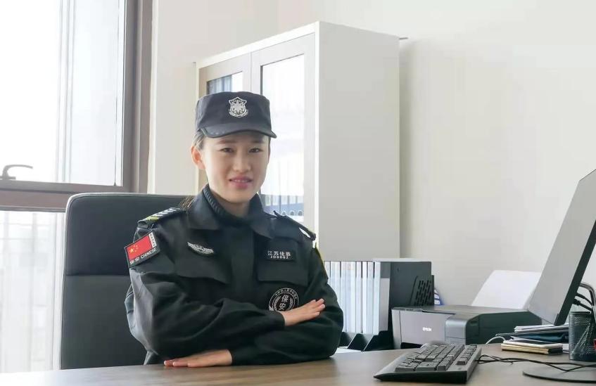 女大学生当保安月薪6000,95后女大学生从设计院辞职