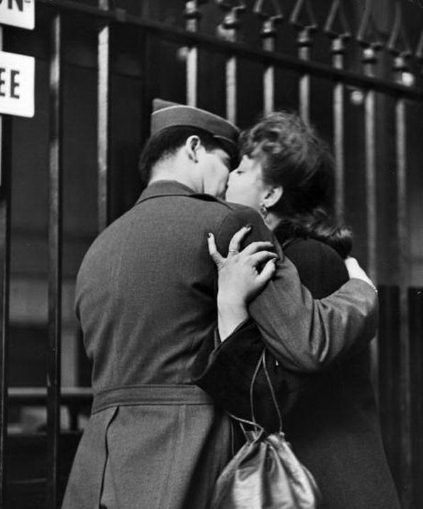 纳粹德国屠杀犹太女人,变态纳粹