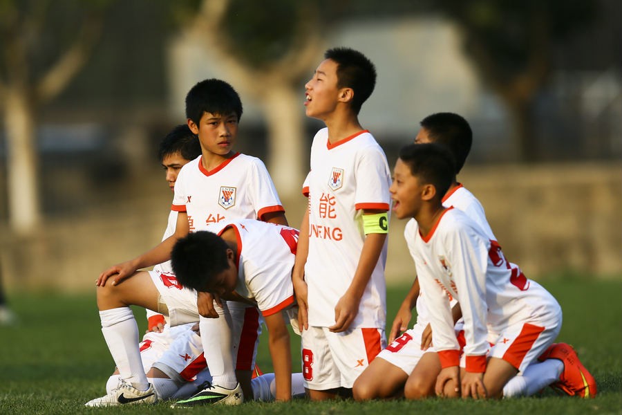 中国足协对韦世豪是否处罚过重呢,足协是否对韦世豪追罚