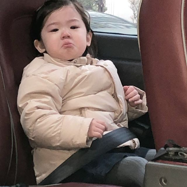 最近超火的可爱小女孩表情包,小女孩可爱萌表情包