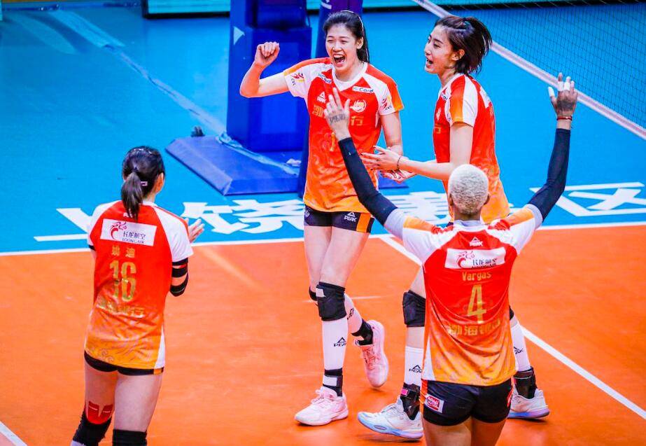 李盈莹对于中国女排的评价,李盈莹为何不留洋打球