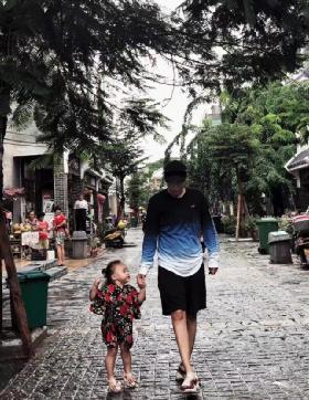 女子5年花60多万买宝物被骗,50万买精生子现在怎么样了