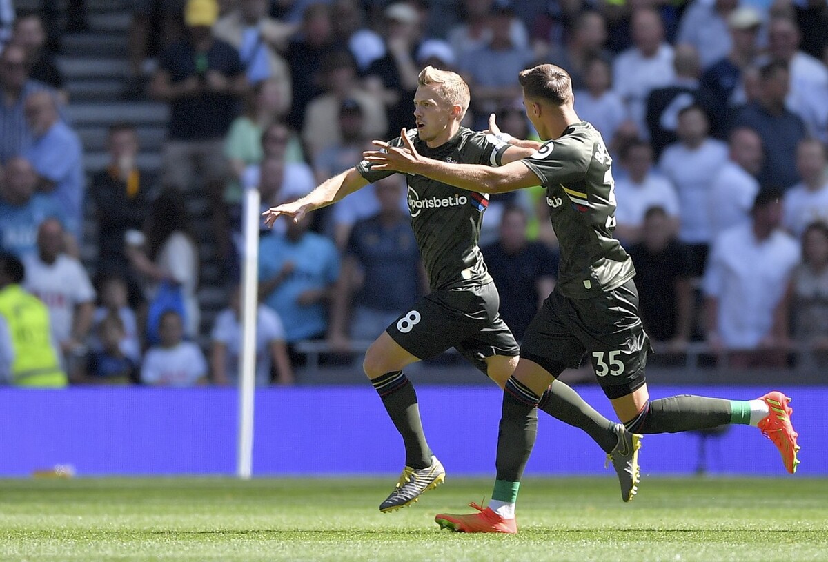 热刺90分钟被逆转2球,热刺被逆转大比分视频