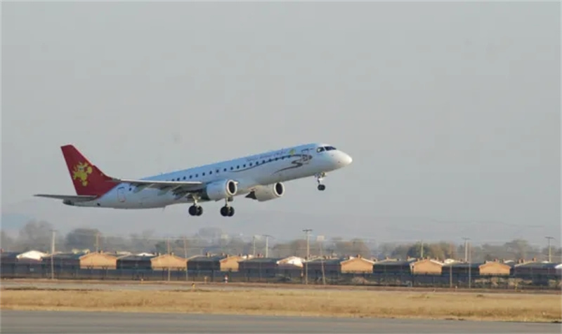 国民*党**大会上多人互殴，曾在大陆任职的台商徐正文被*倒打**在地