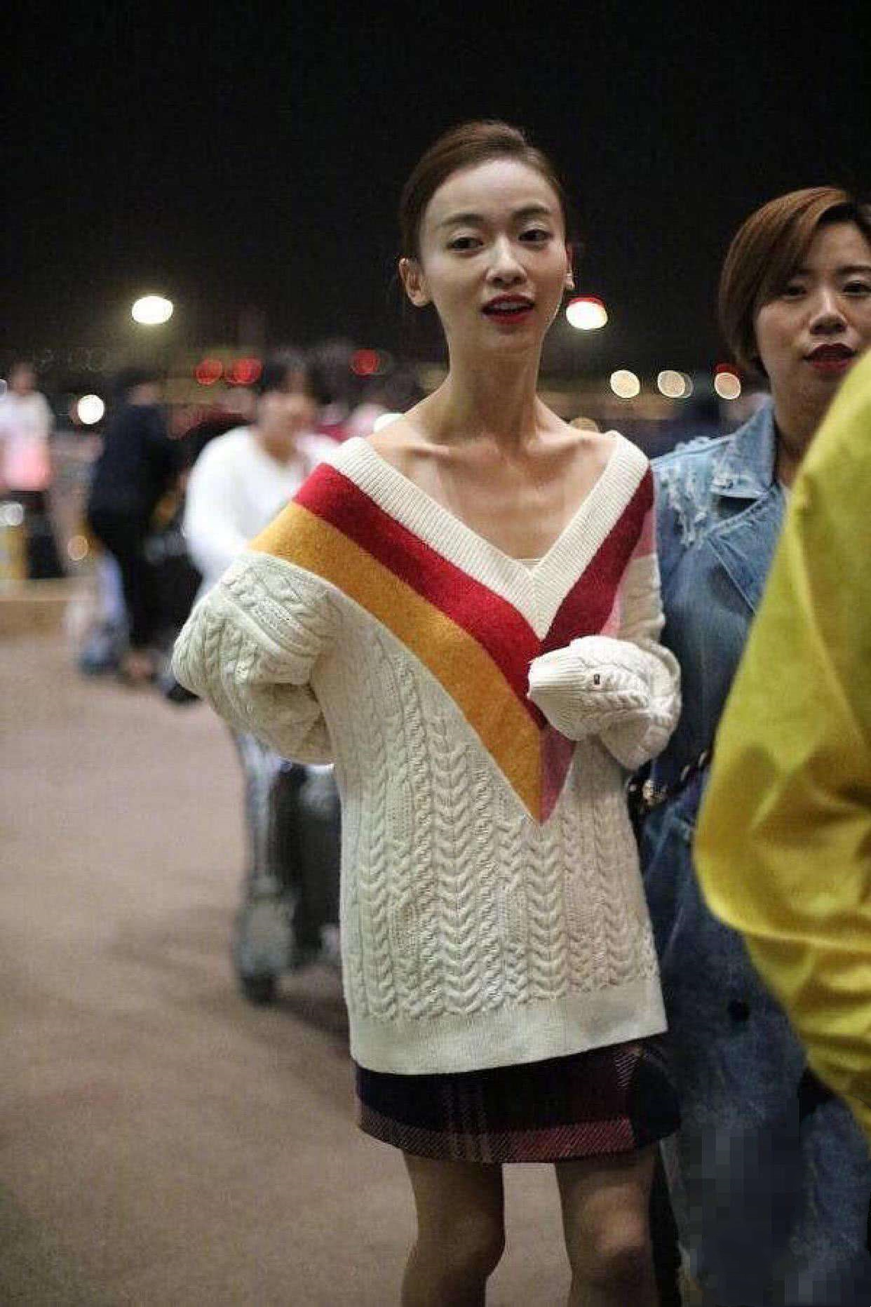 因减肥瘦成纸片的4位女明星,娱乐圈的女明星瘦成纸片人