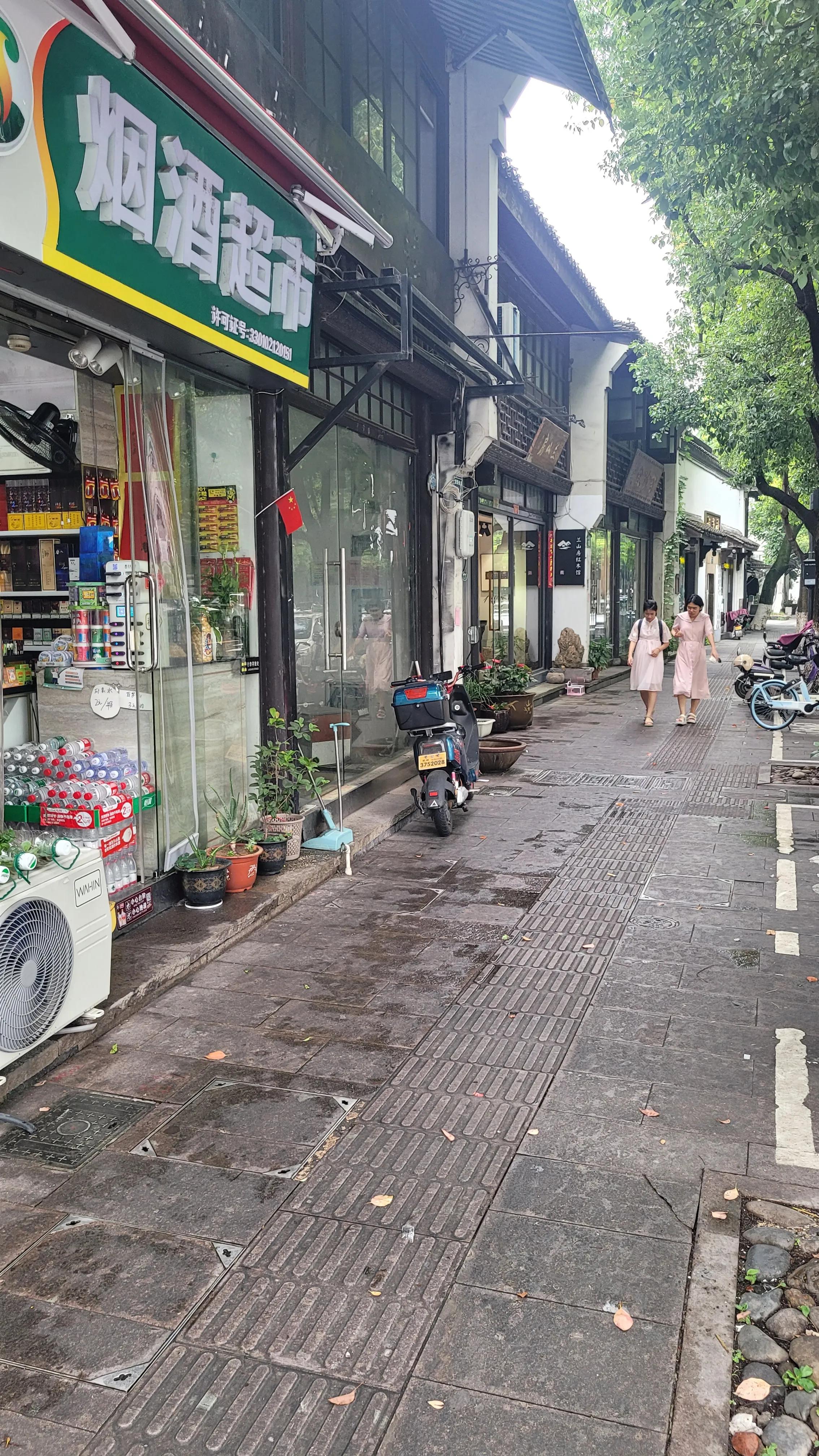 胡雪岩故居未修缮之前的图片,胡雪岩故居修缮之前照片