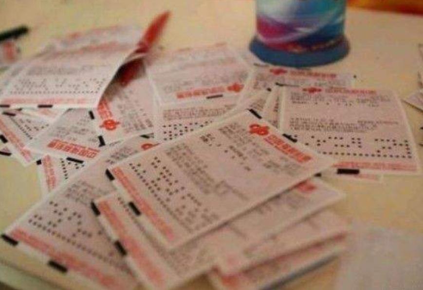 两块钱的彩票真能赚500万吗？彩票中奖有内幕吗？内行说出真相