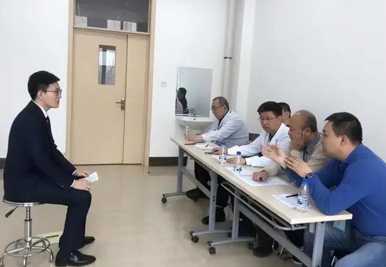 临床医学专业就业前景怎样,临床医学专业就业前景与方向