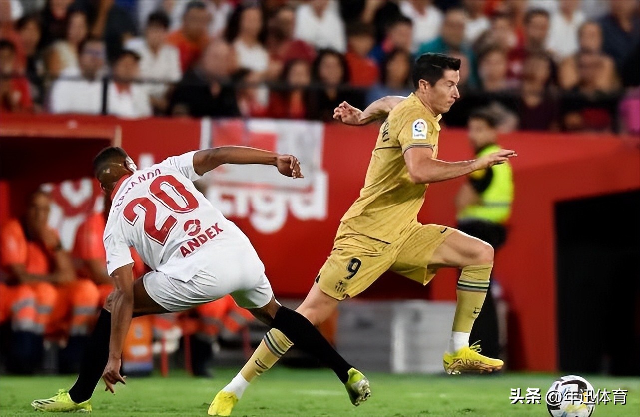 切尔西10-0-0战术巴萨,周六英超焦点战狼队vs利兹联