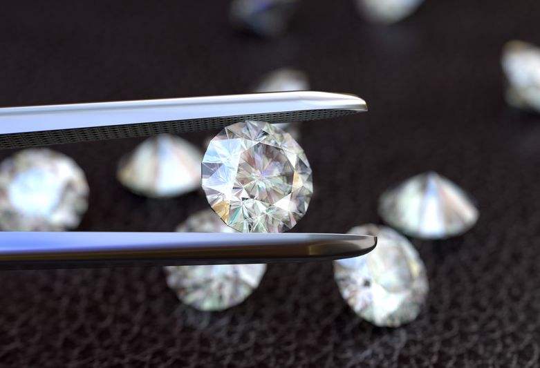 涓浗浜哄伐閽荤煶鐜扮姸 (浜哄伐閽荤煶瀵瑰ぉ鐒堕捇鐭崇殑浠锋牸鍐插嚮)