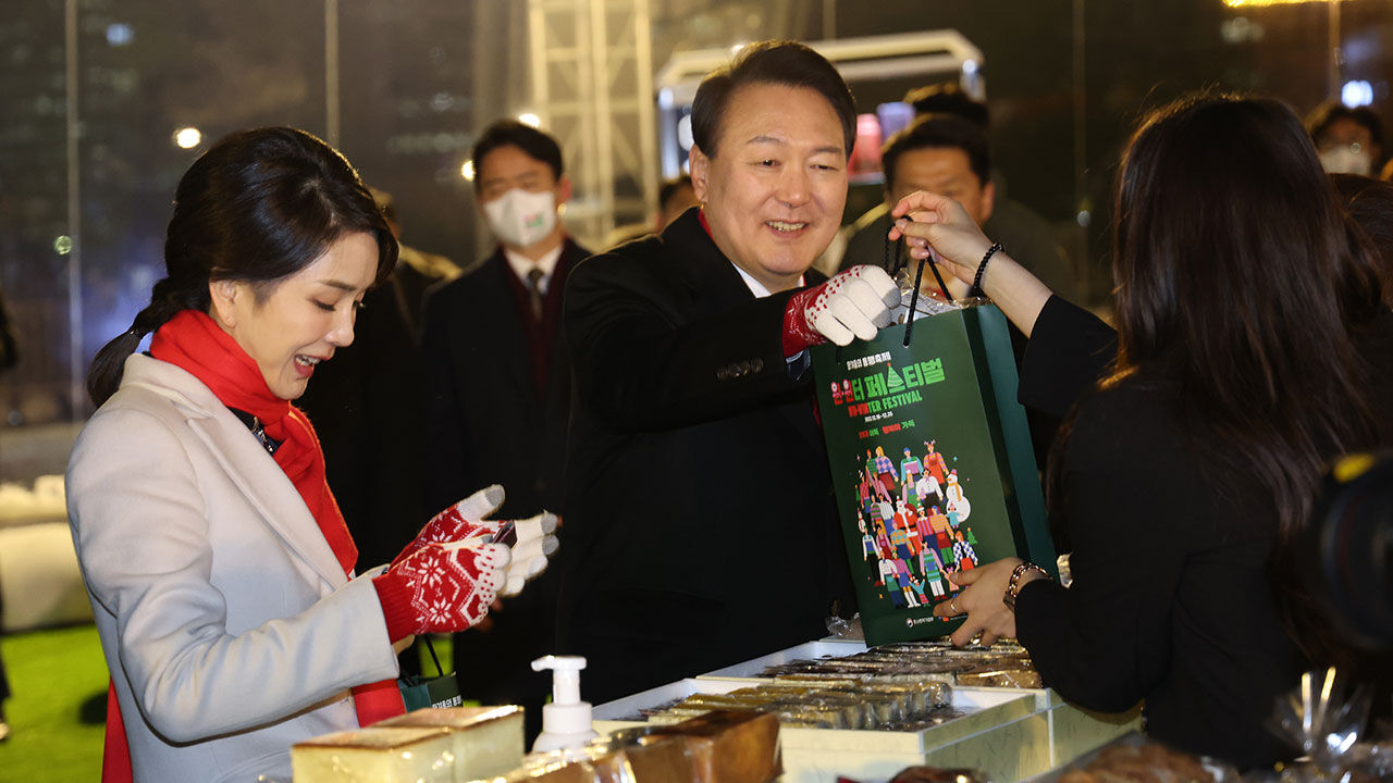 51岁韩国第一夫人,50岁韩国第一夫人靠美貌火了