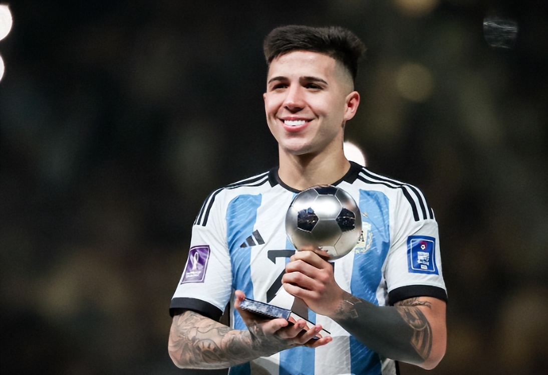 阿根廷7-0库拉索恩佐,阿根廷对阵荷兰恩佐的精彩表现