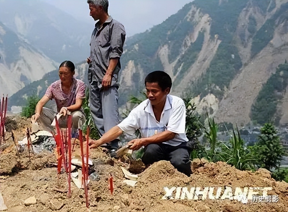 汶川地震十大催人泪下的照片,汶川地震12周年这些照片让人泪目