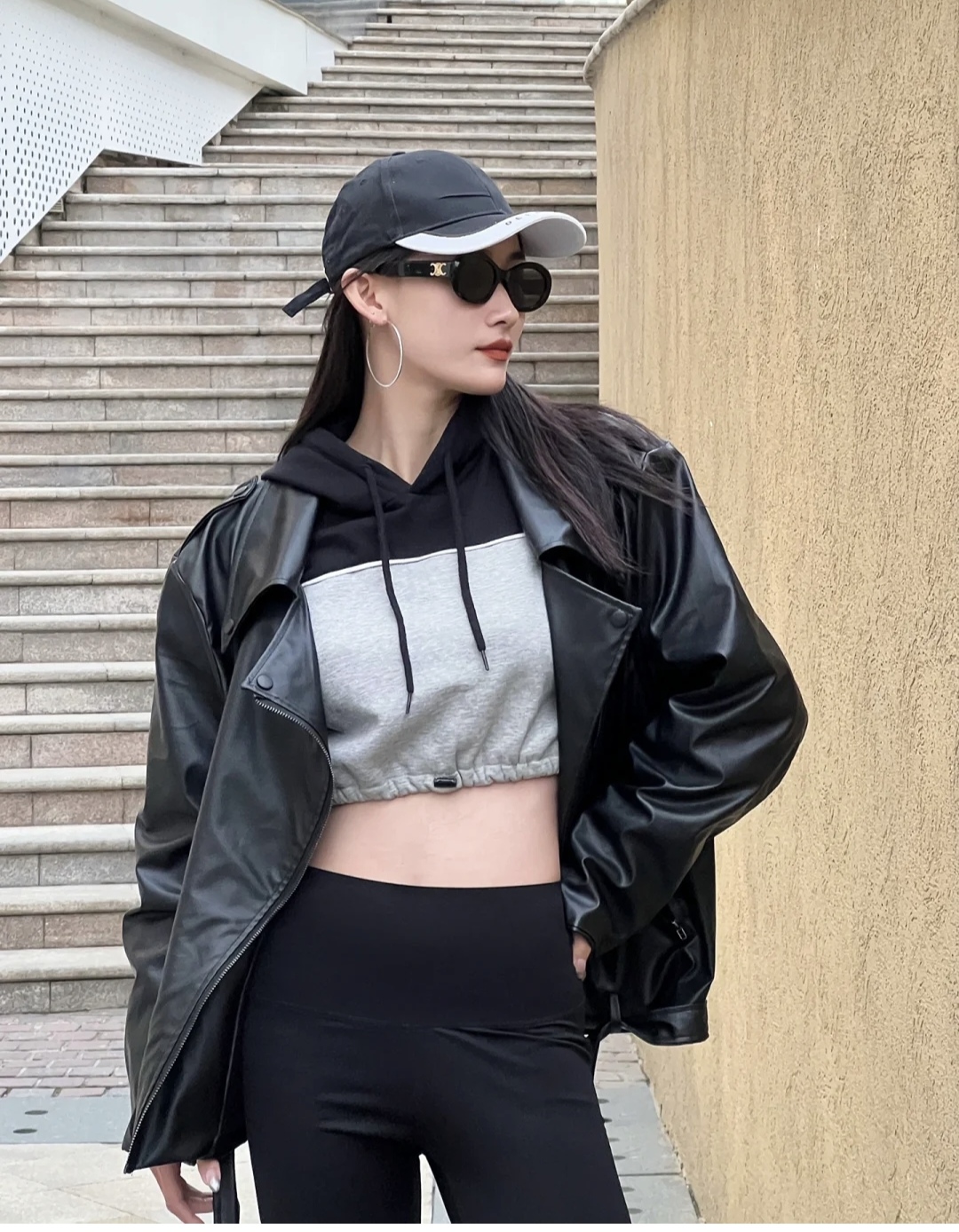 瑜伽裤穿出自然不做作风情,瑜伽裤穿出高级感