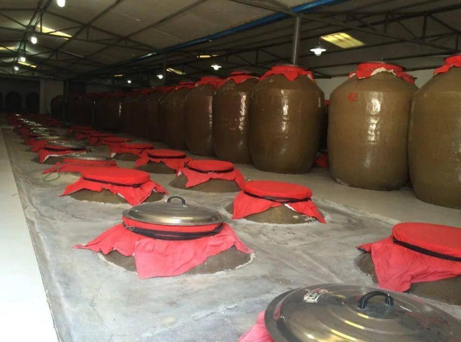 浓香型纯粮食白酒成本是多少,纯粮酿造白酒一斤成本多少钱