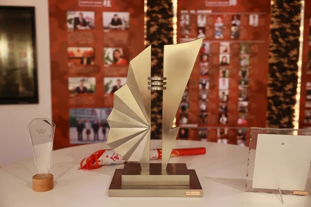 中考喜报国防蛟龙班平均分高达710！狮岭这所学校凭实力“狂飙”