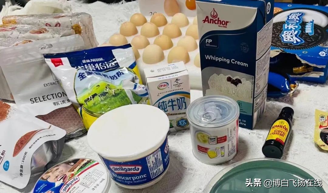 博白街出现车尾箱摆摊找生活，夜收百元，羡煞旁人