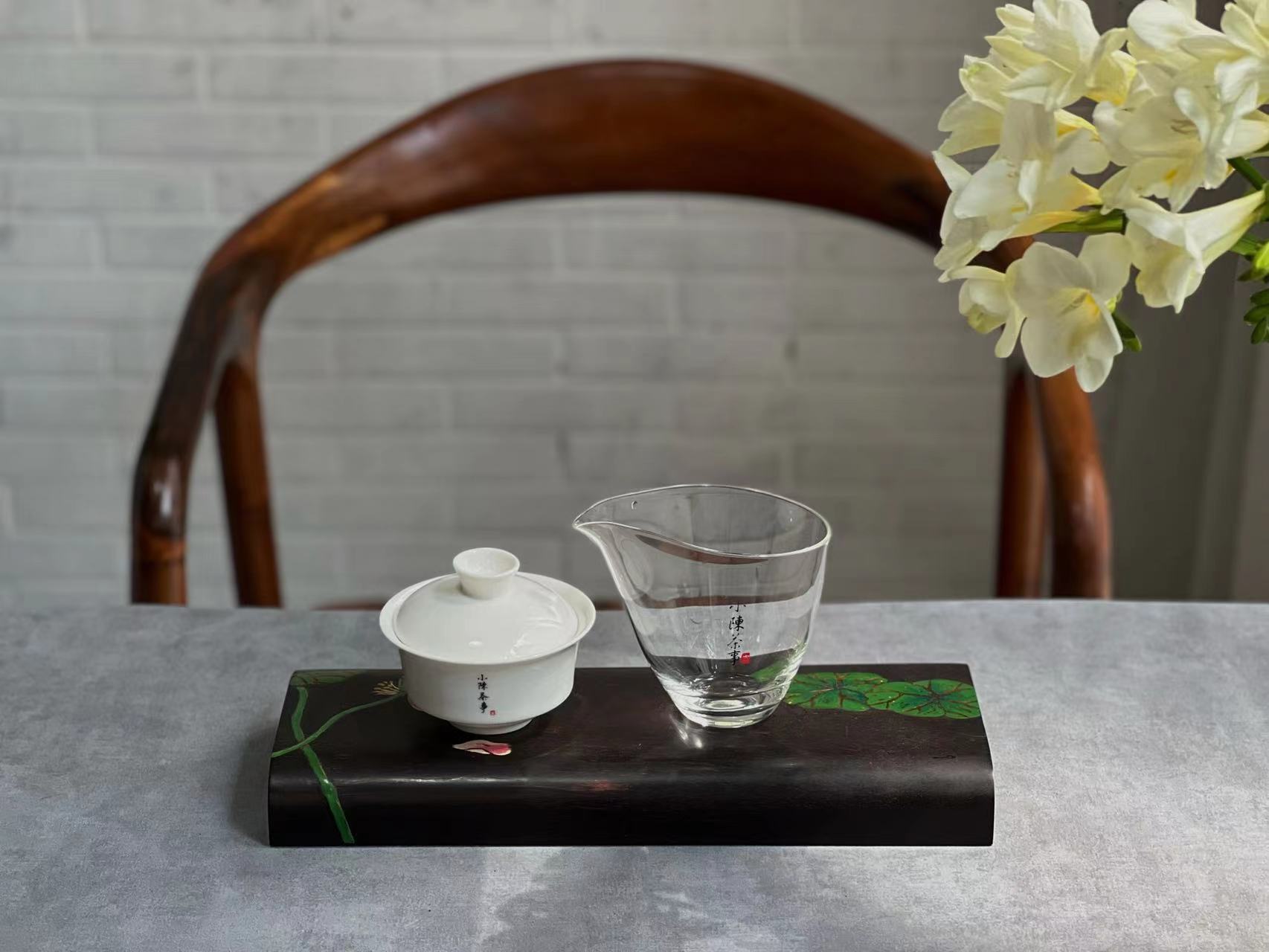 盖碗茶烫手怎么办,盖碗茶泡茶怎么不烫手