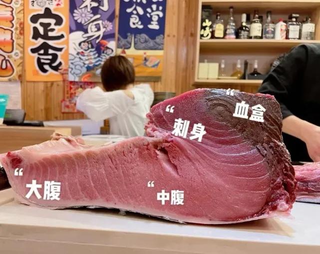 广东渔民捕获大鱼,渔民出海捕到一条106斤的鱼王