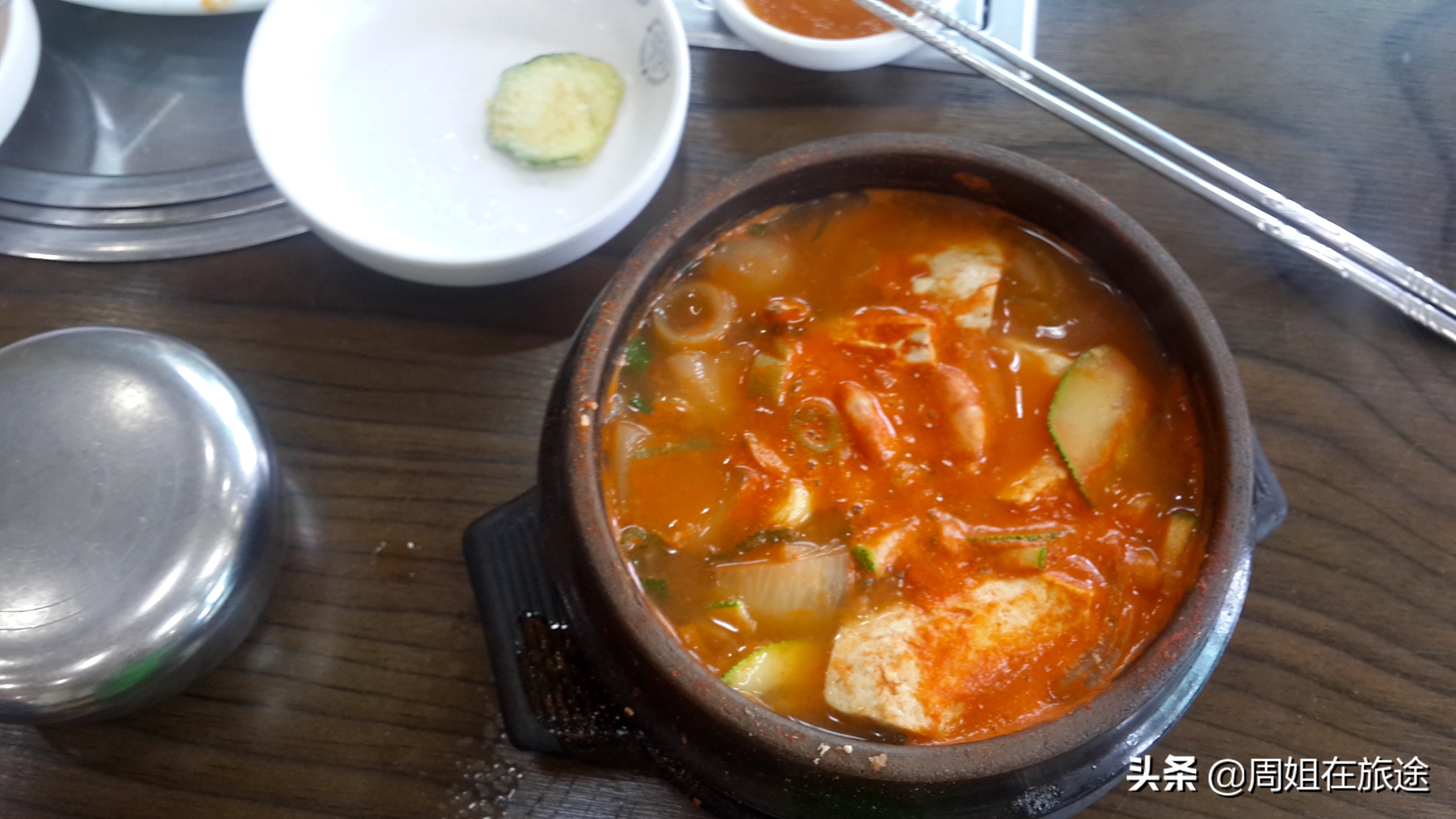 一个人跑去国外旅游，用5天时间考了一个驾照回来，国内能用吗