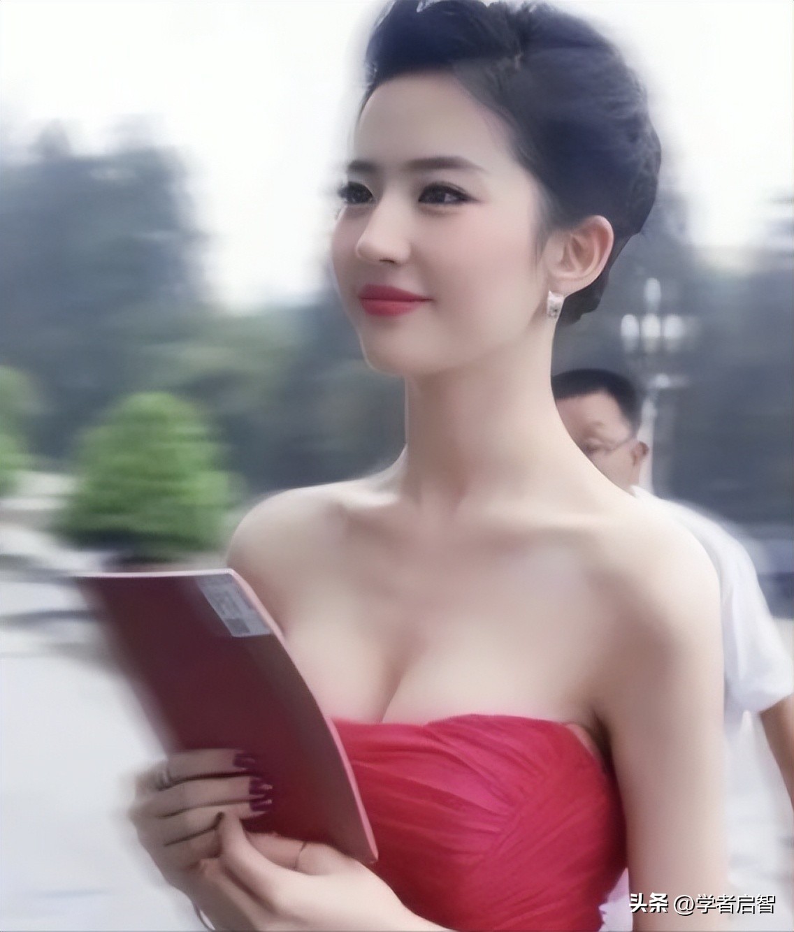 适合大光明脸型的发型,大光明发型怎么样才好看