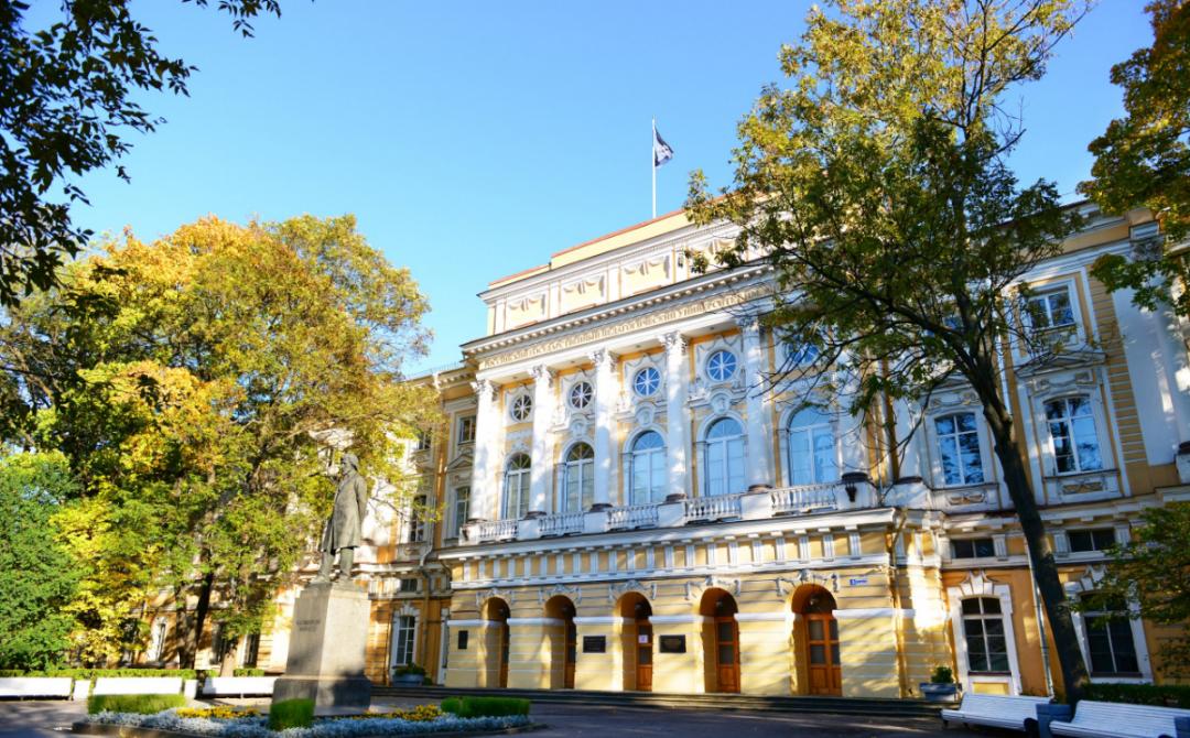 莫斯科国立师范大学设施,莫斯科国立师范大学简介