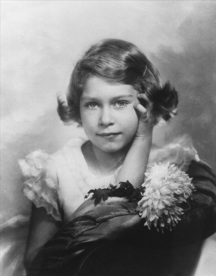 绝色王妃玛丽娜:结婚时让女王当花童,女儿却跟菲利普纠缠近20年