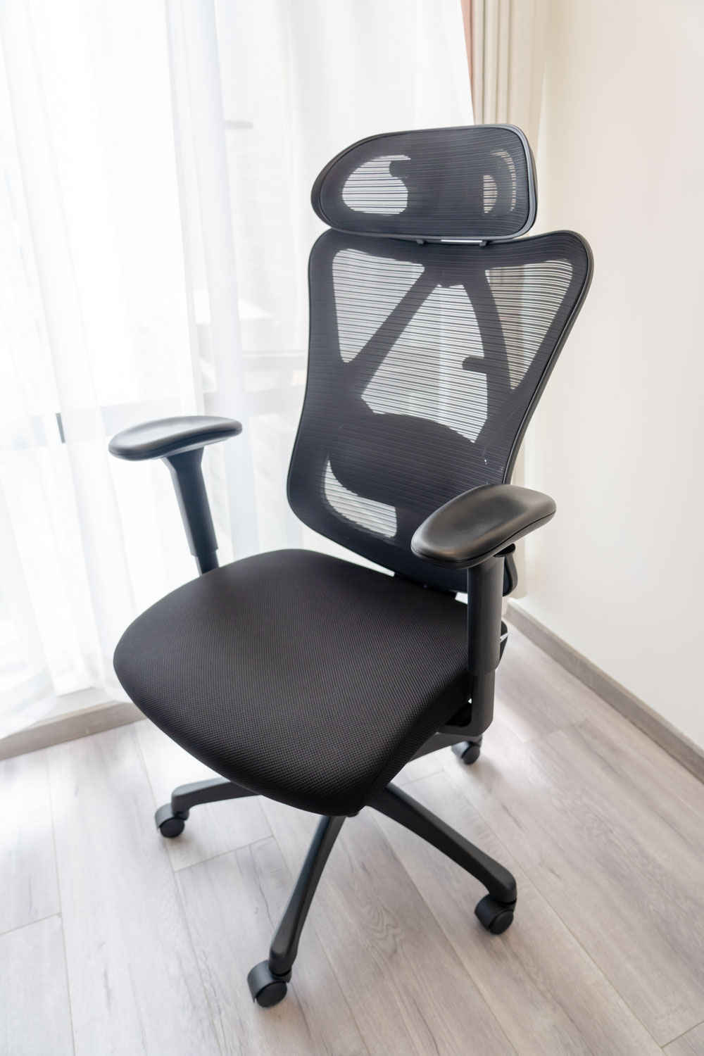 永艺入门级人体工学椅横评,永艺双背联动人体工学椅评测