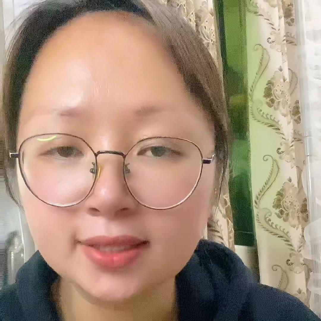 成年人的崩溃往往只在一瞬间,成年人的奔溃往往就在一念之间