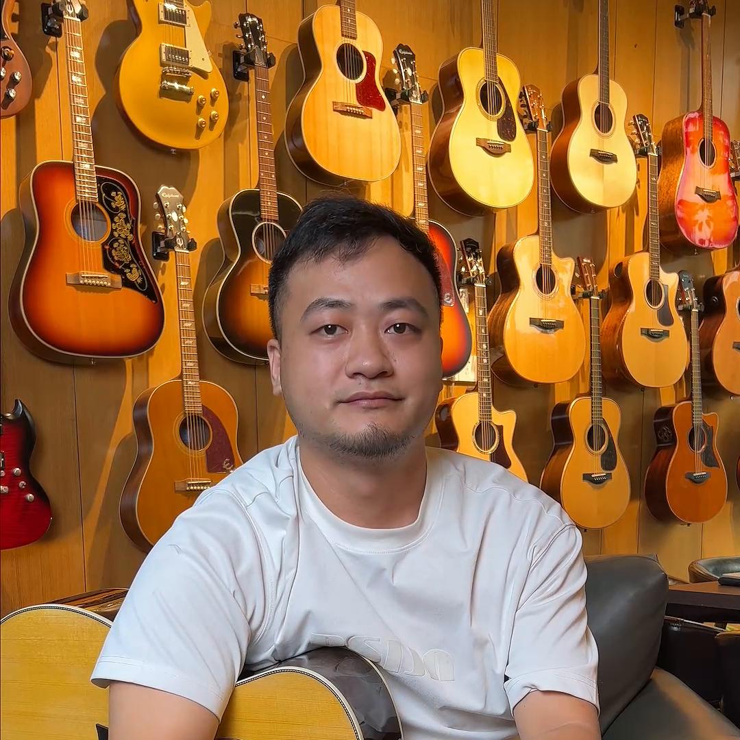 琴行学吉他都用什么琴,在琴行学吉他一定要买里面的琴吗