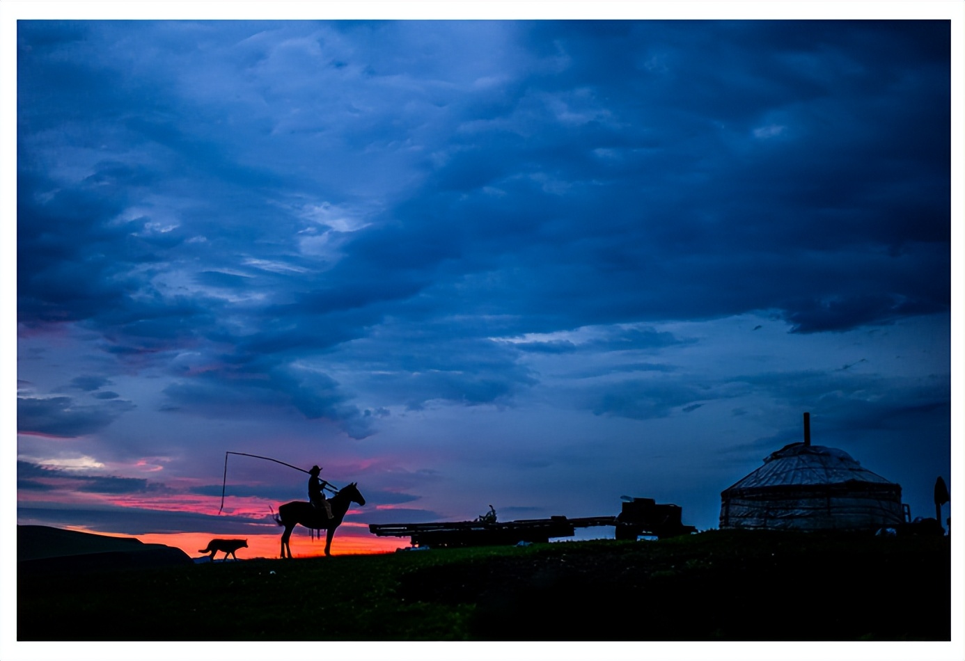 周崇光介绍,周崇光图文