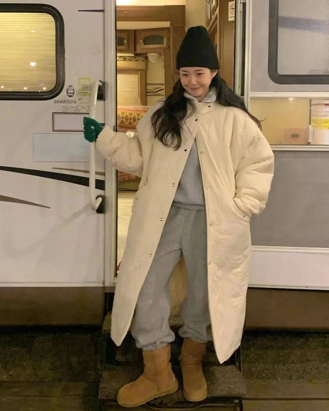 blackpink全员喜欢什么颜色,blackpink三个人穿一样的鞋