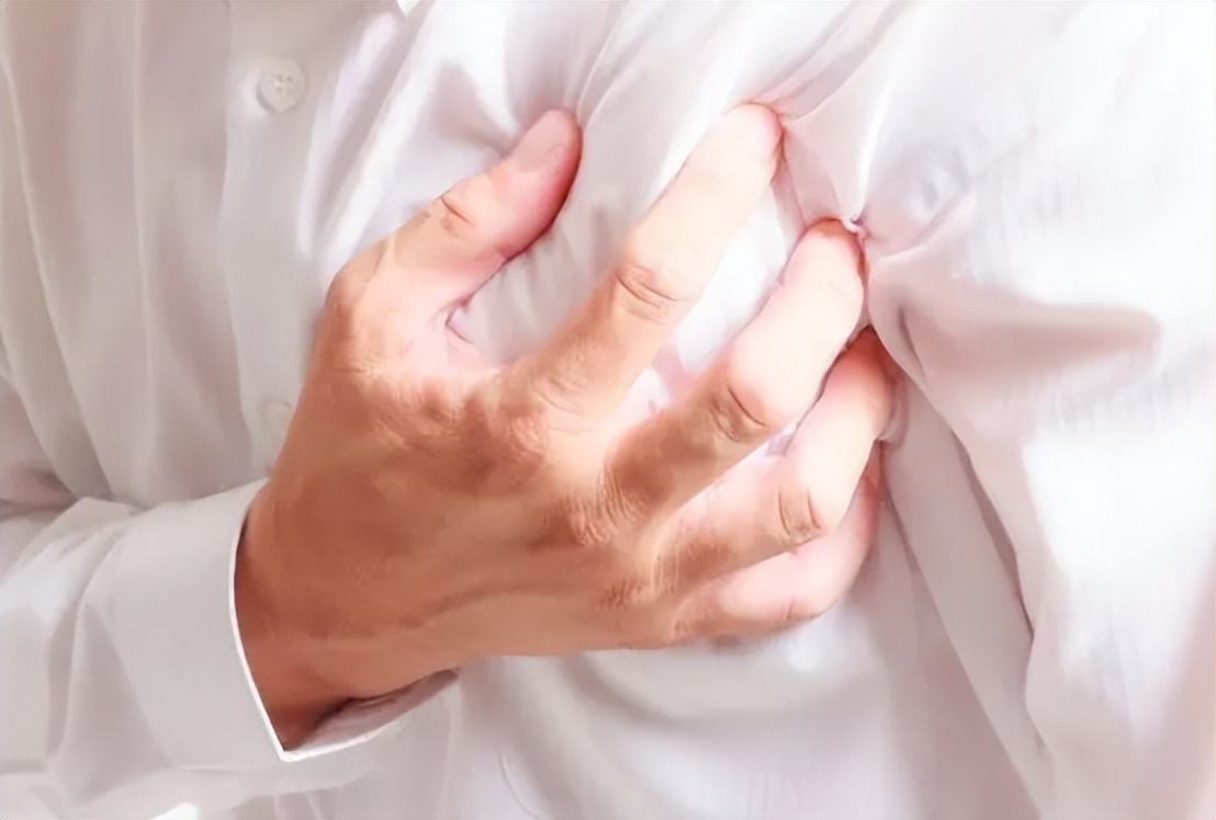 胸腔积液是属于重大疾病吗,胸腔积液一般是由什么原因导致的