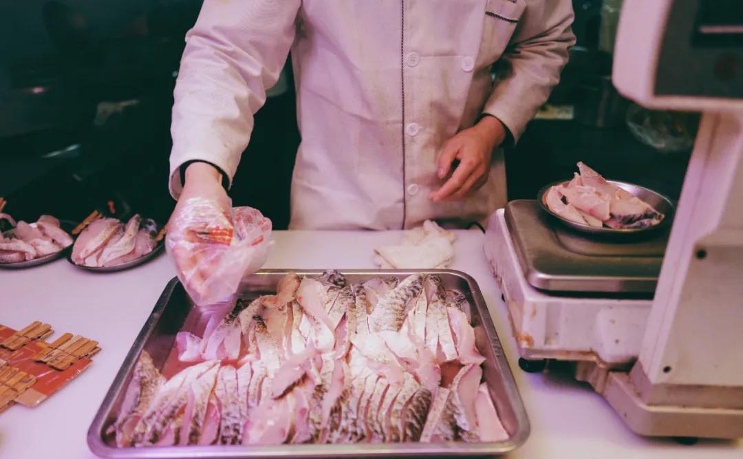 没想到有一天，在菜场被馋哭